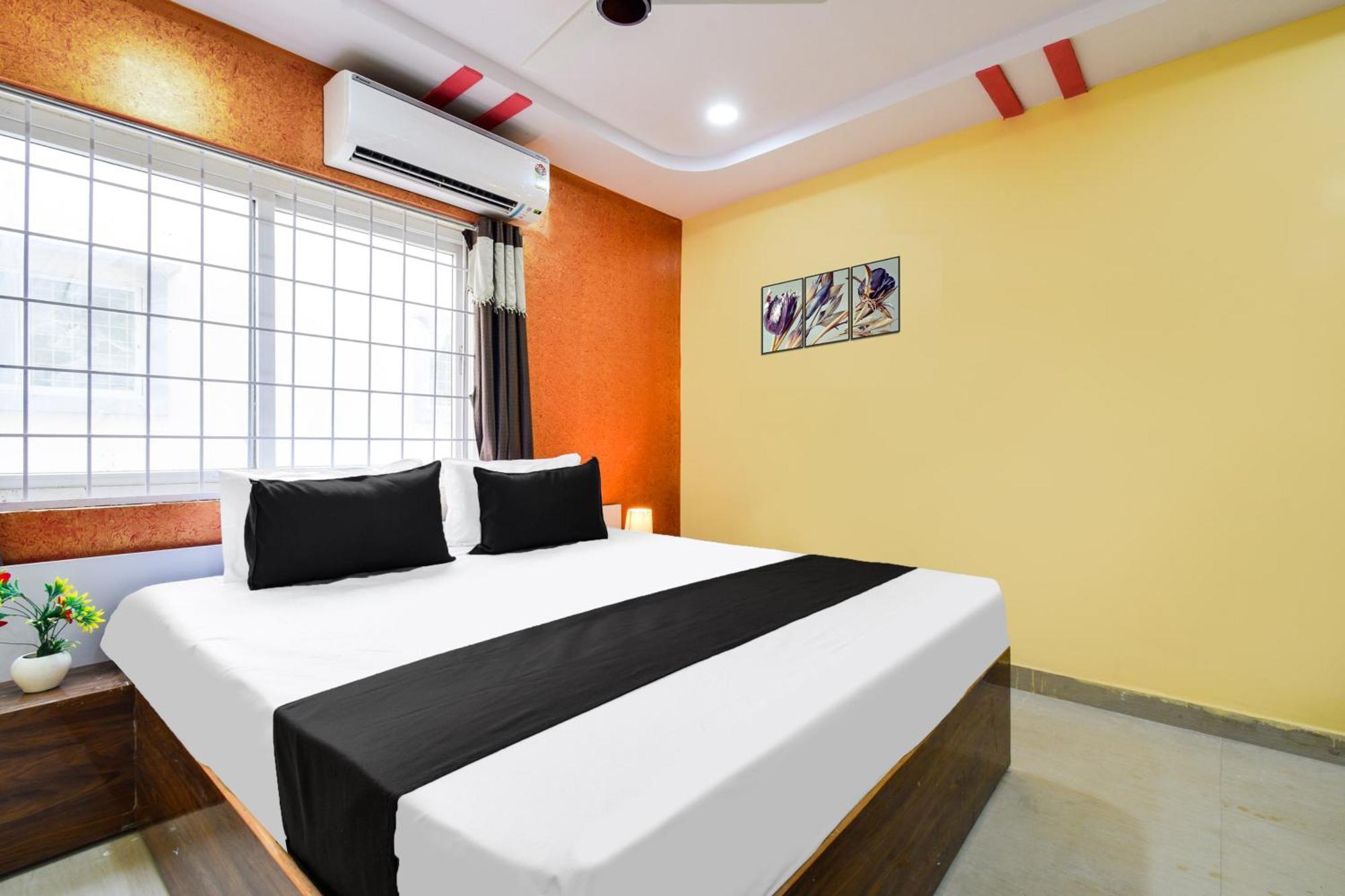 Hotel O Lucky Grand Haiderabad Buitenkant foto